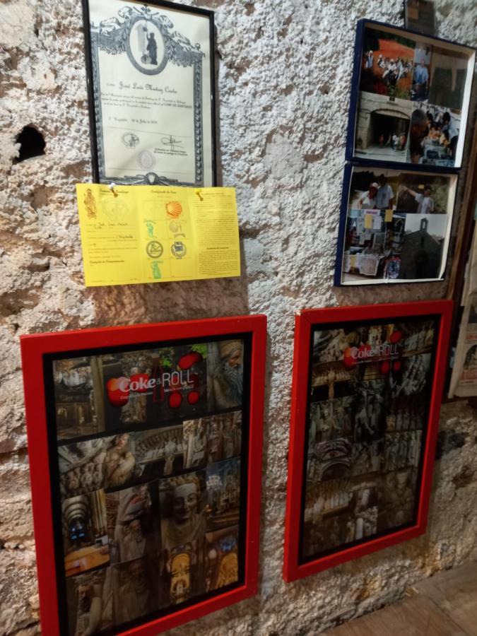 El Bordon De La Casa Batallon Sarria Eksteriør billede