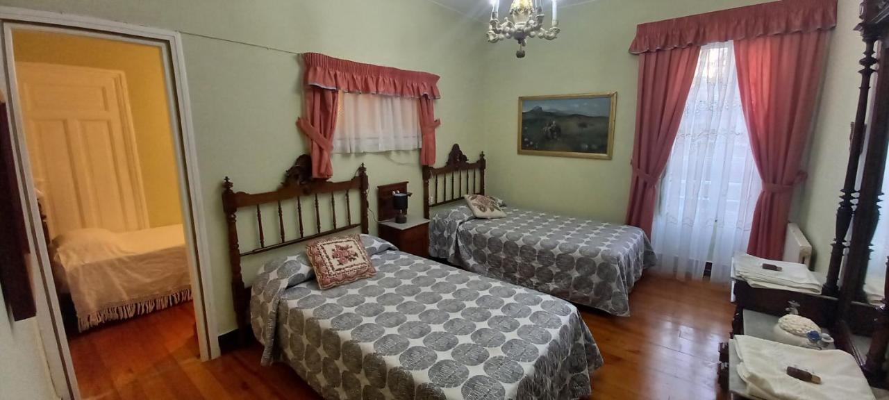 El Bordon De La Casa Batallon Sarria Eksteriør billede